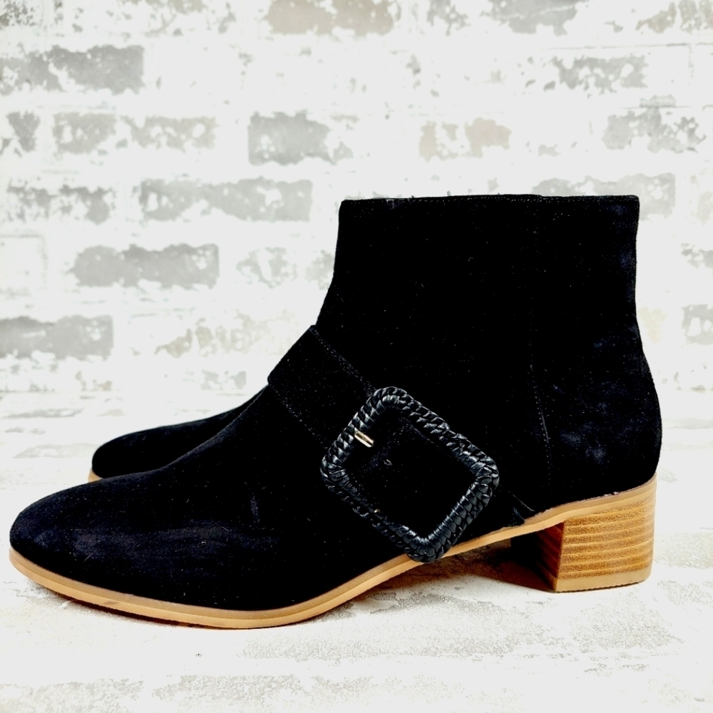 NEW Jack Rogers Izzie Black Suede Leather Block Heel Ankle Booties M67